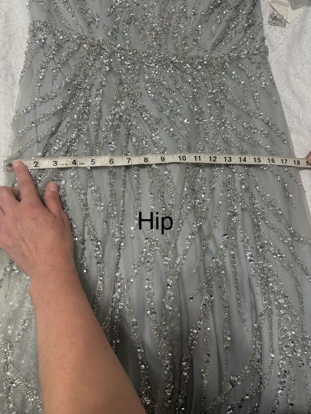 Serene Hill Mermaid Elegant Luxury Evening Dress - Picture 11 of 13